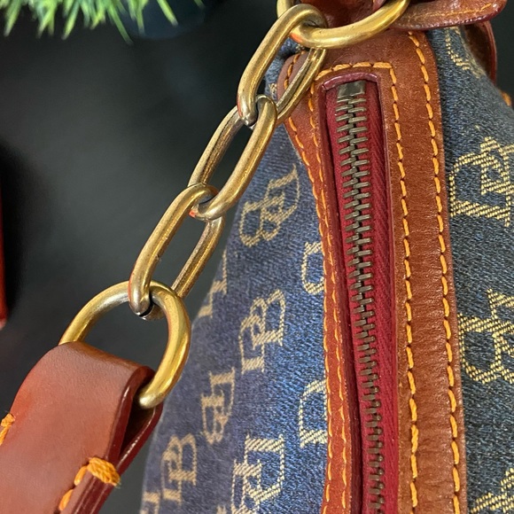 Dooney bourke bundle 3 pc - Picture 3 of 13